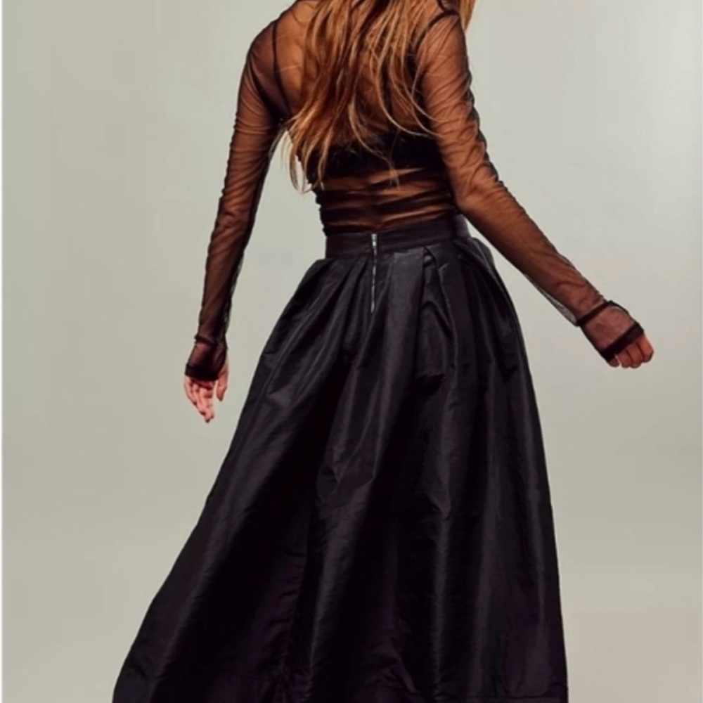 Free People Emilia Black Pleated Full Sheen Maxi Skirt - zipper. - Picture 4 of 10